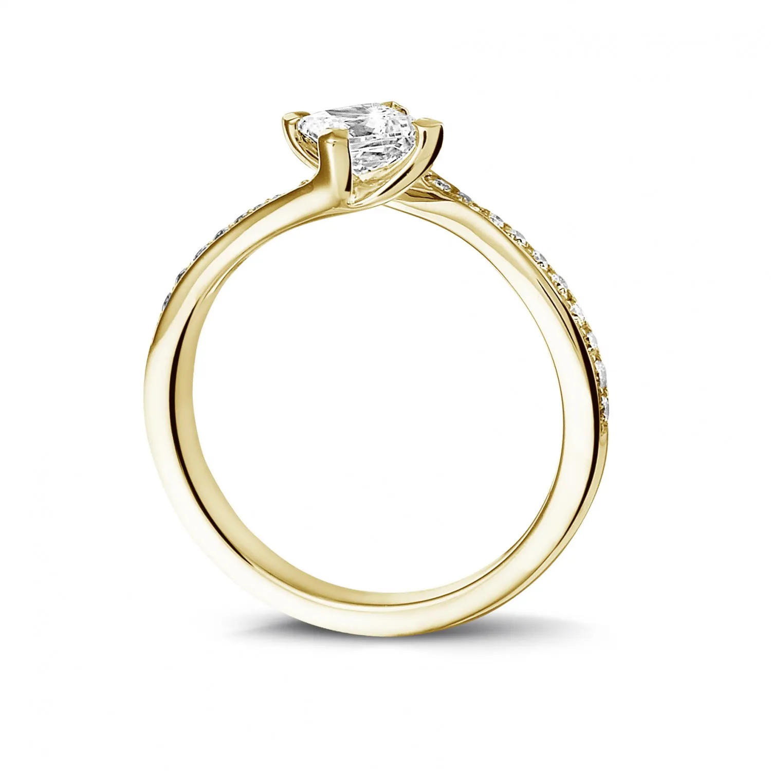 0.50 quilates anillo solitario en oro amarillo con diamante talla princesa y diamantes laterales 