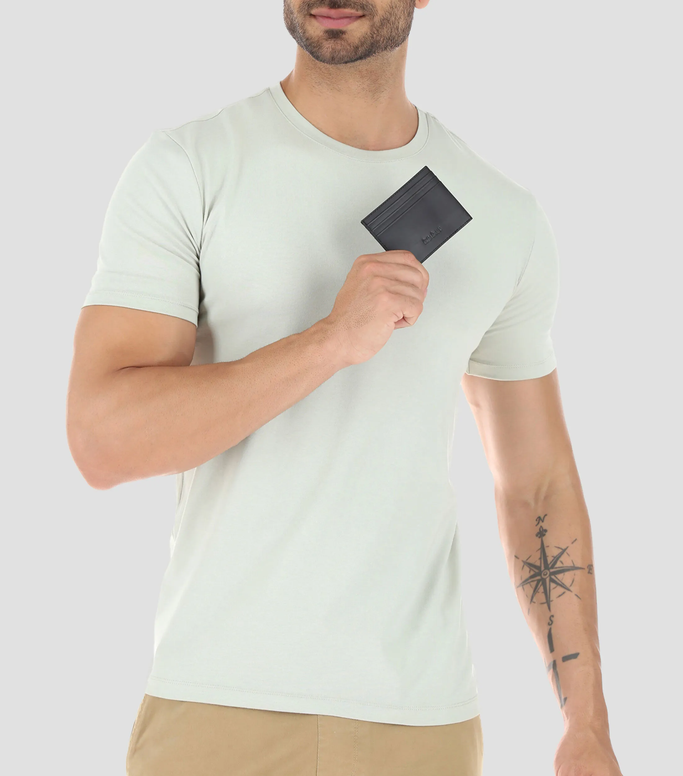 3669_Pineda Covalin Tarjetero en piel Hombre