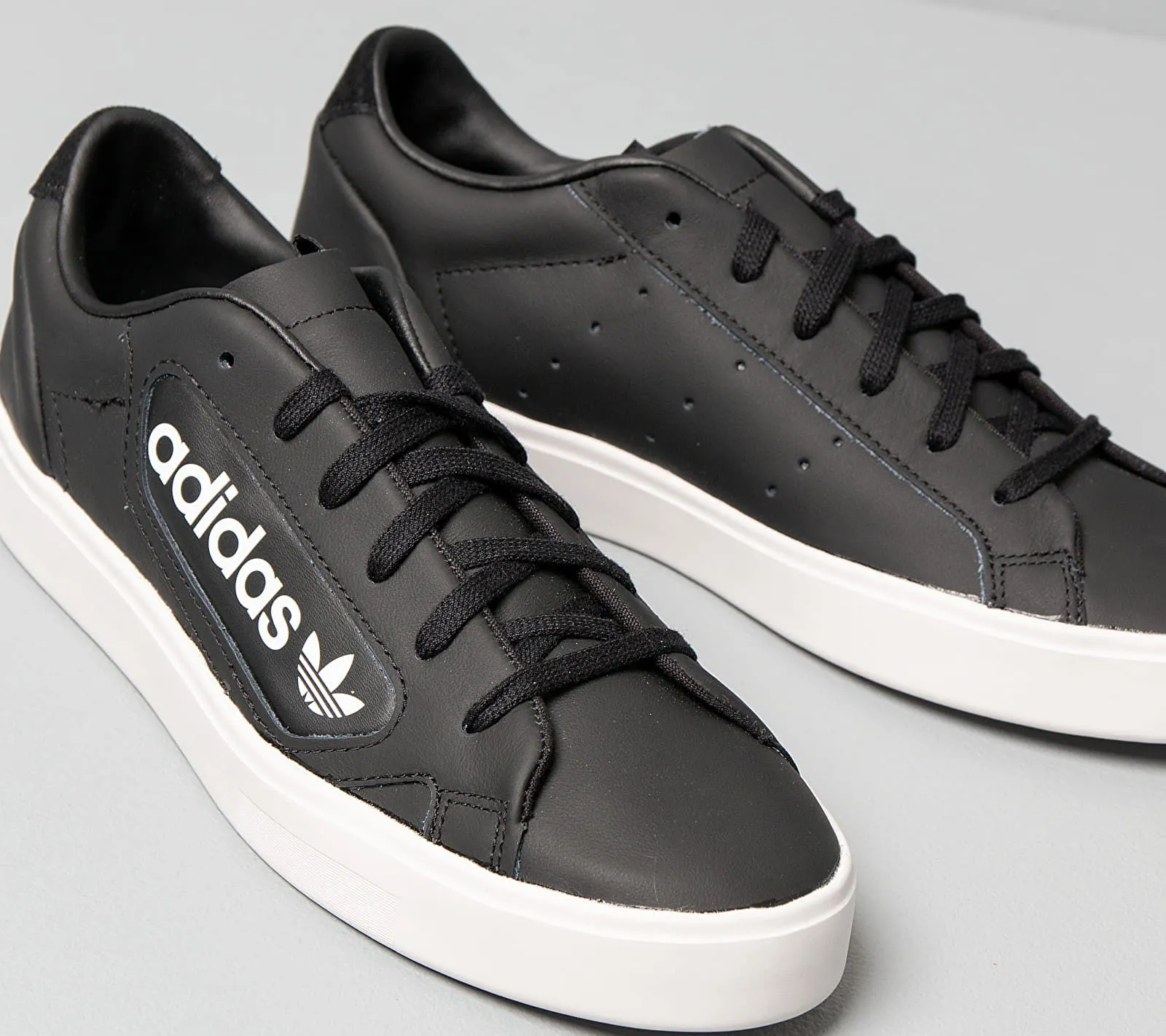 adidas Originals Sleek W