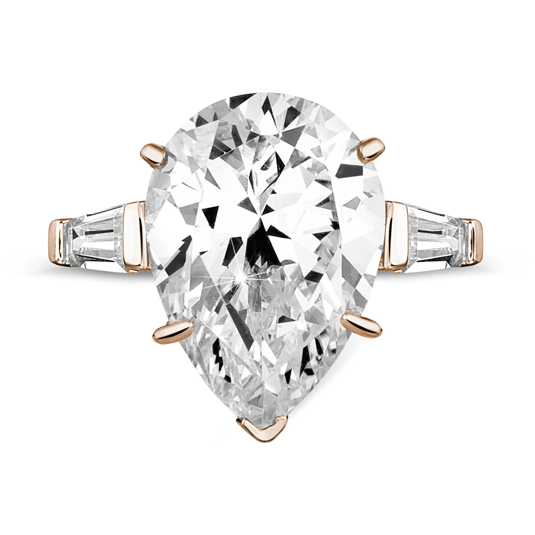 Anillo en oro rojo con diamante en forma de pera y diamantes talla baguette cónico 