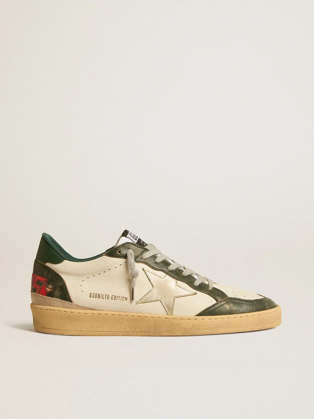 Ball Star LTD con estrella de piel platino y refuerzo del talón de piel verde