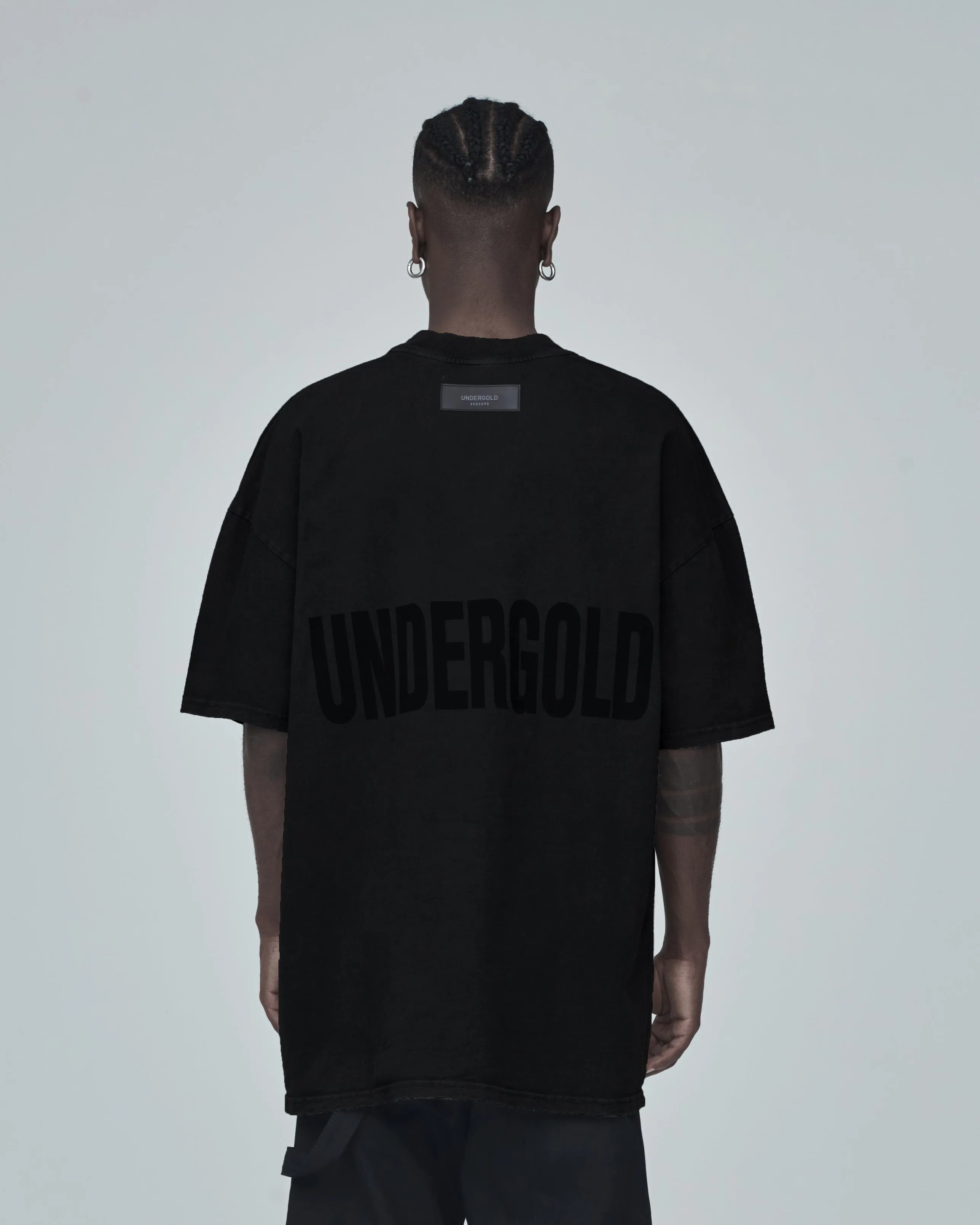 BASICS UNDERGOLD TSHIRT BLACK