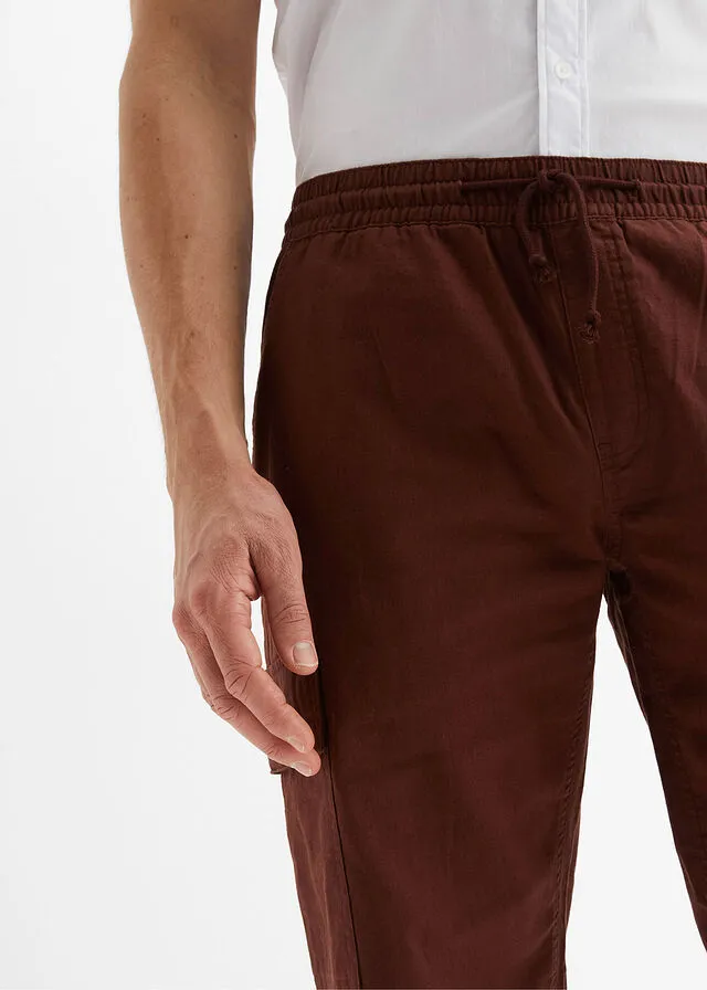 Bermudas tipo cargo con lino y corte regular Marrón café