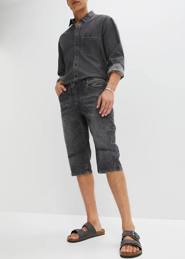Bermudas vaqueras elásticas con corte regular denim negro