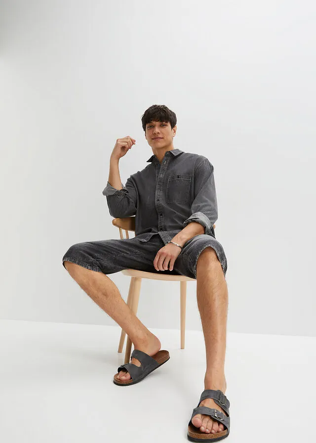 Bermudas vaqueras elásticas con corte regular denim negro