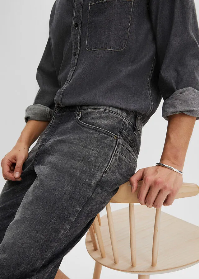 Bermudas vaqueras elásticas con corte regular denim negro