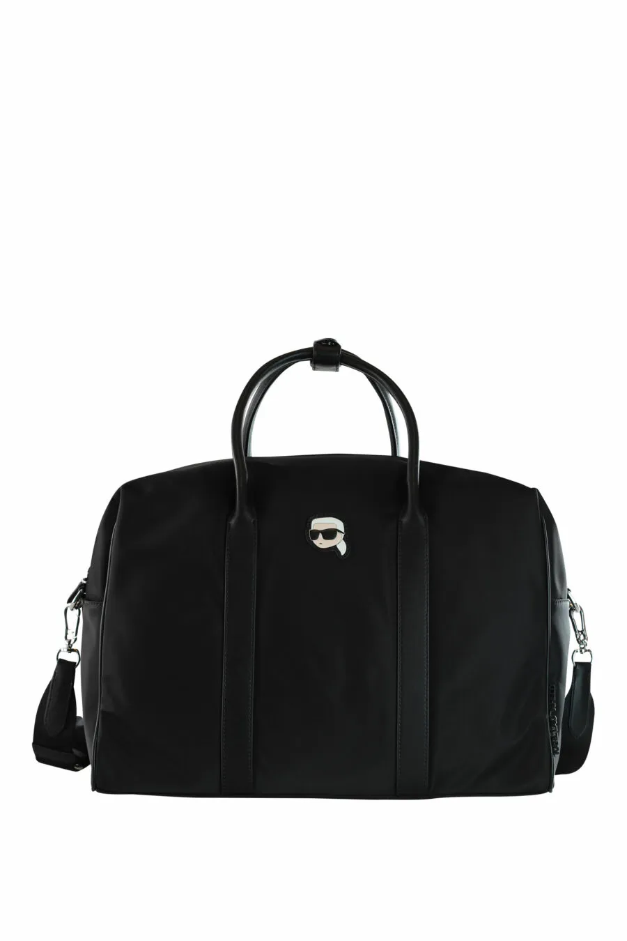 Bolso de viaje negro con logo de goma