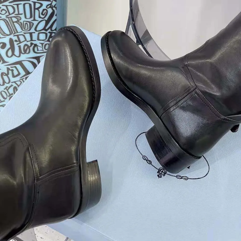 Bota con hebilla Celine Folco para mujer en piel de becerro