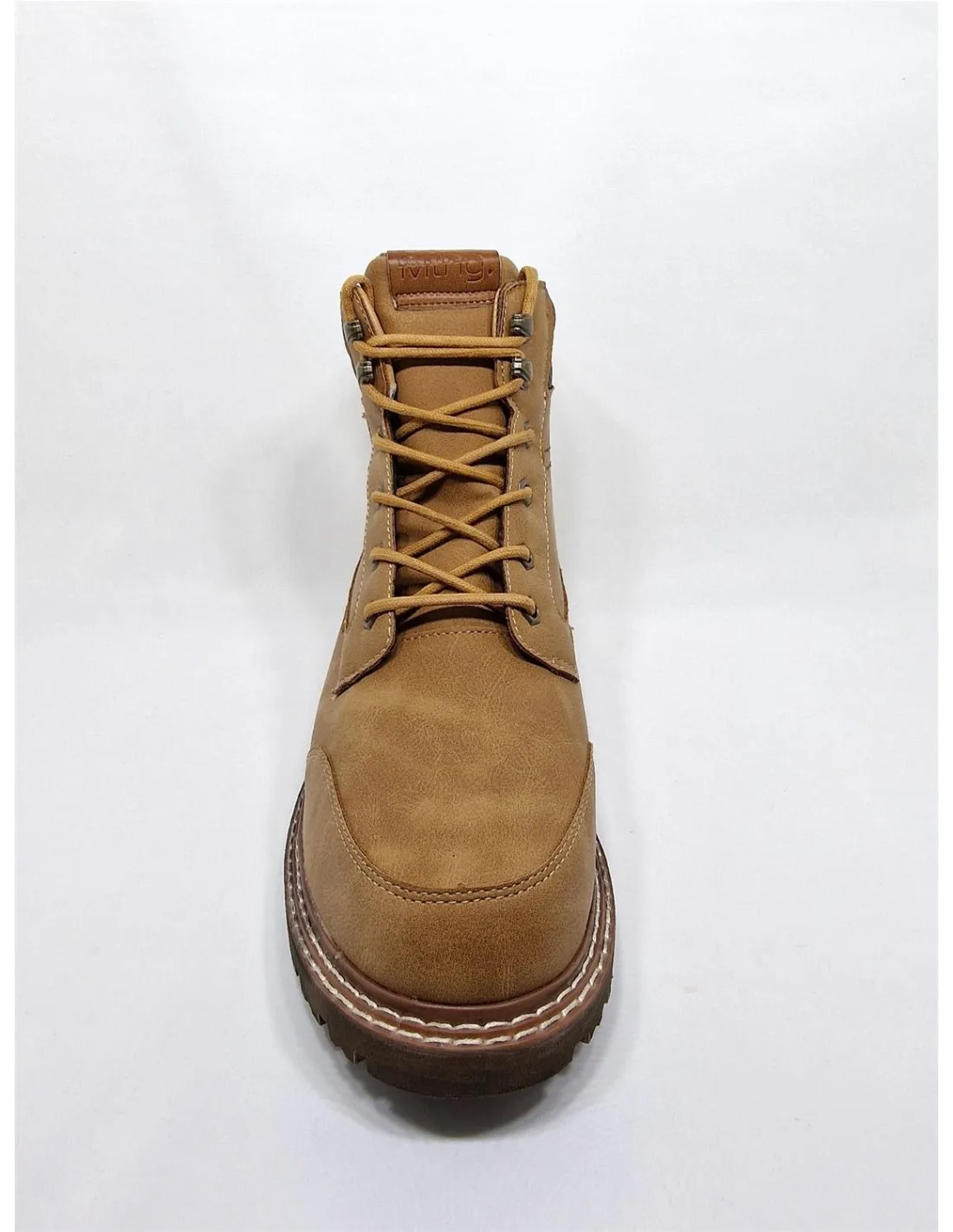 Bota de hombre Mustang en color cuero 84334