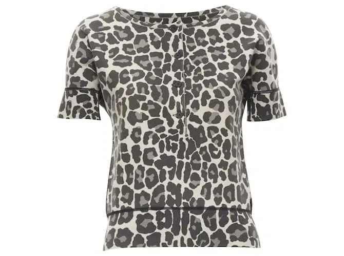 BOTTEGA VENETA Top gris de mezcla de algodón con medio botón y estampado de leopardo 