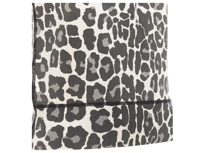 BOTTEGA VENETA Top gris de mezcla de algodón con medio botón y estampado de leopardo 