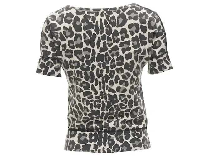 BOTTEGA VENETA Top gris de mezcla de algodón con medio botón y estampado de leopardo 