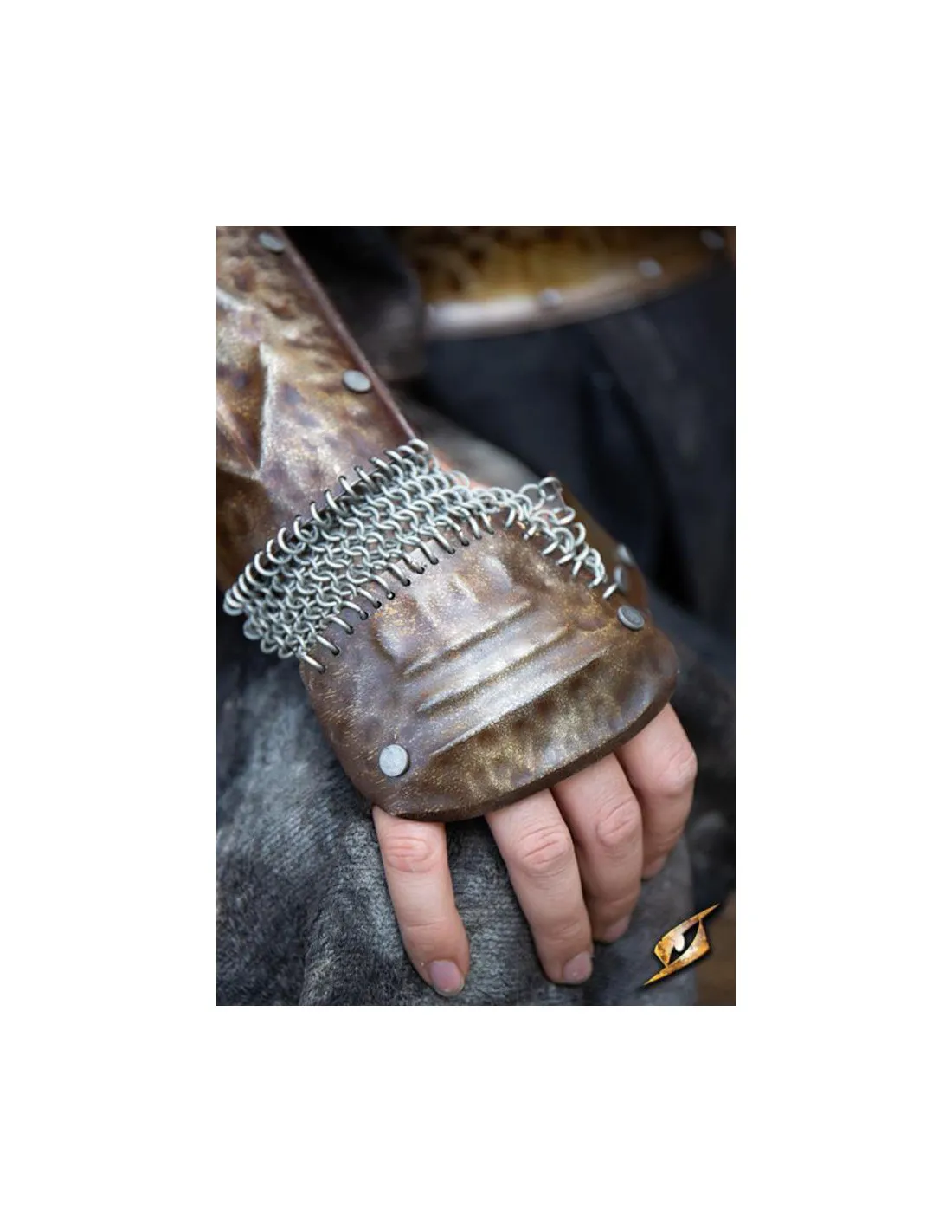 Brazaletes en acero Orco Asaltante, LARP
