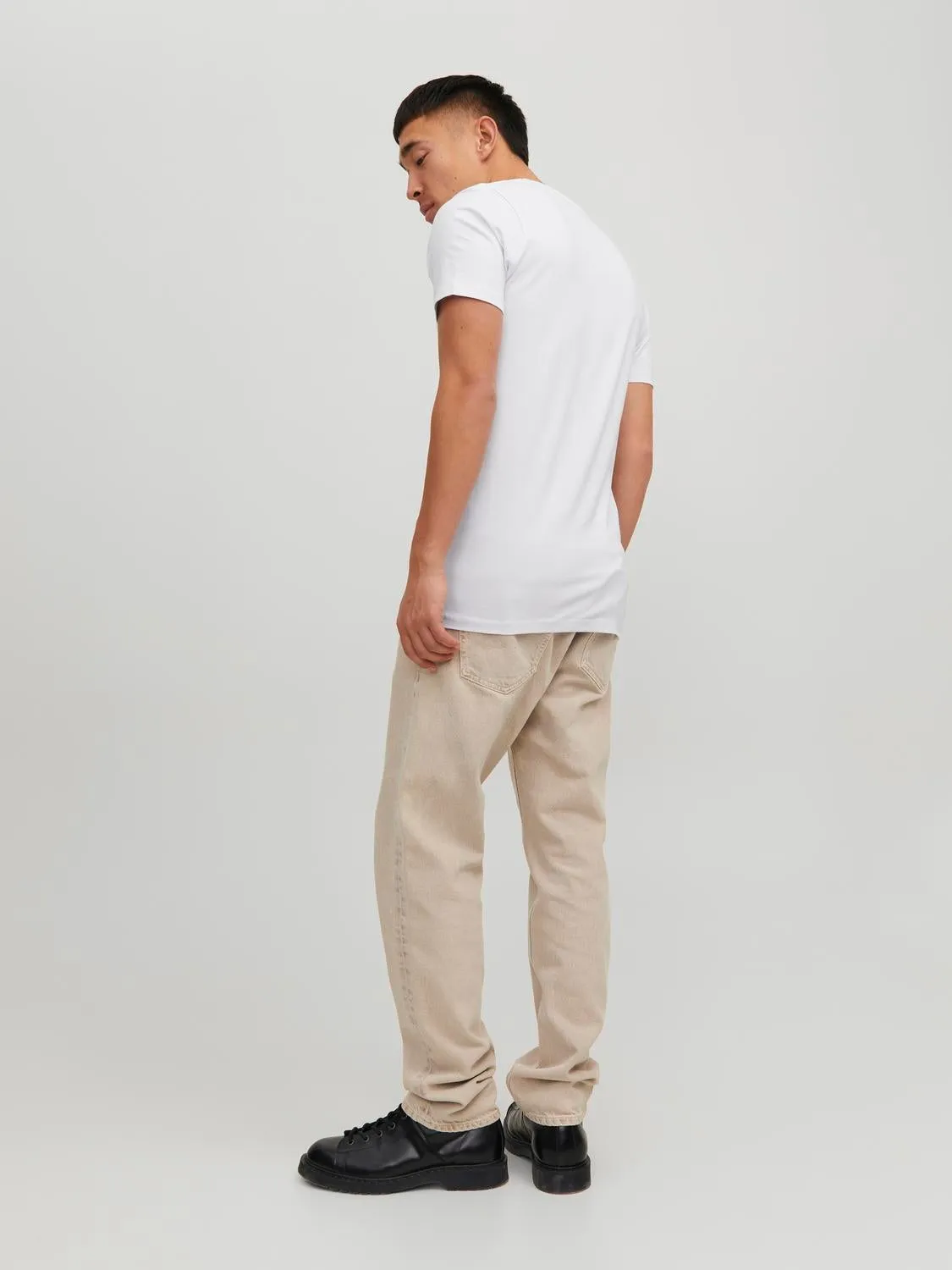 Camiseta Basic Cuello en V | Blanco | Jack & Jones®