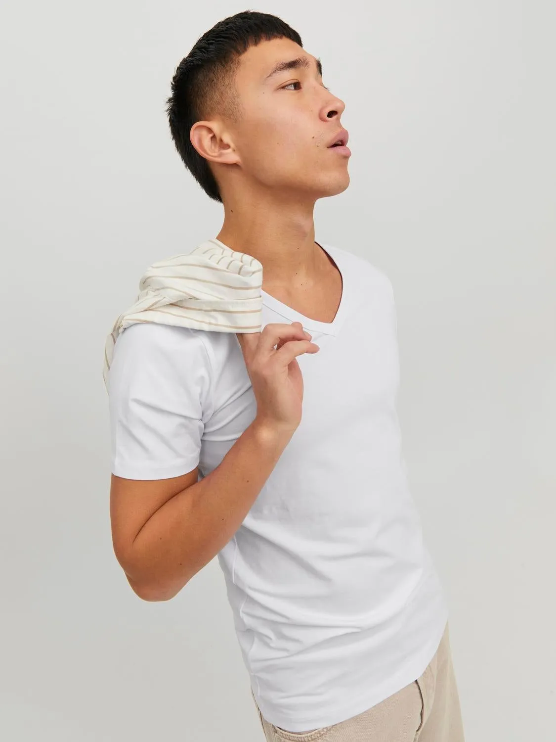 Camiseta Basic Cuello en V | Blanco | Jack & Jones®