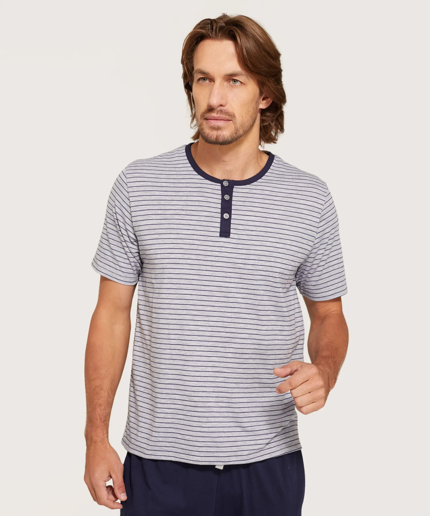 CAMISETA DESCANSO ESTAMPADA CUELLO HENLEY