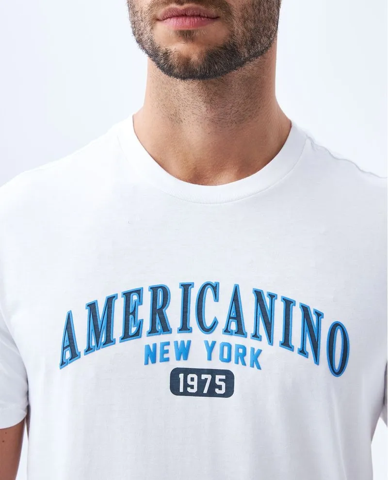 Camiseta estampada en frente para hombre