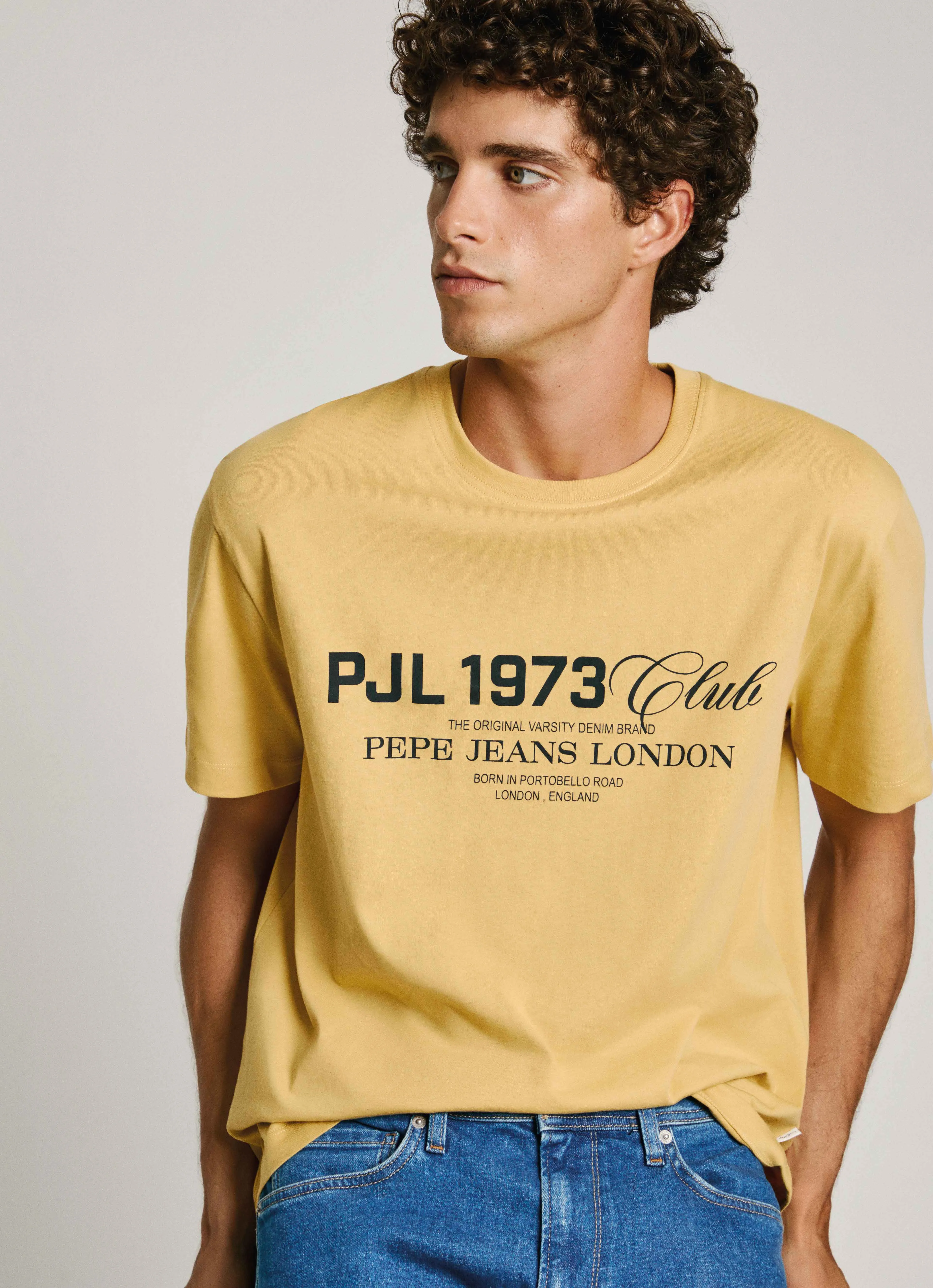 camiseta estampada fit relaxed