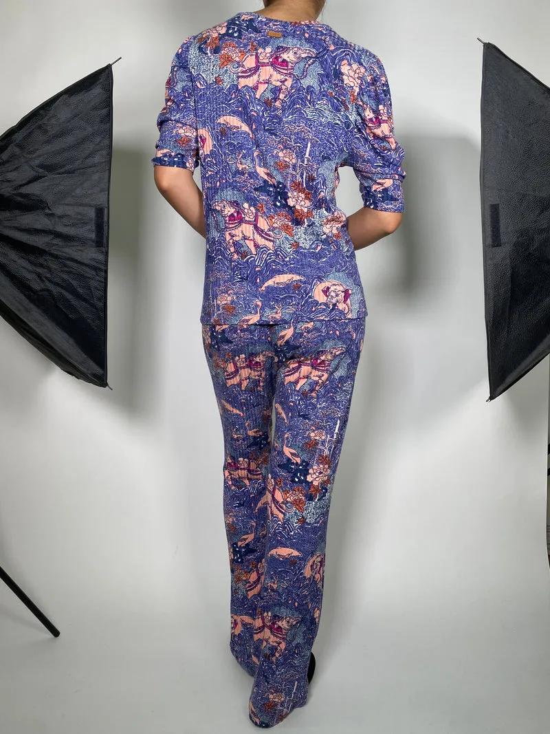 CHER Polera Estampada Hindú