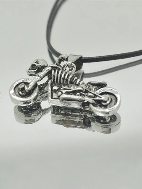 Collar Vintage Moto Skull para hombre