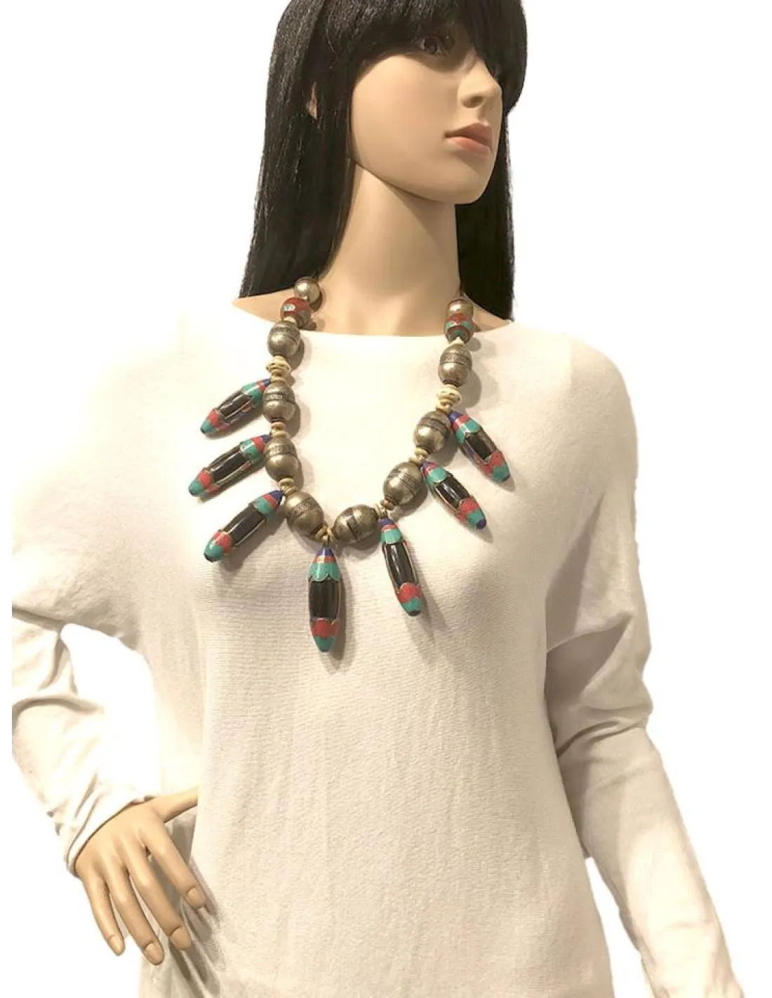 COLLARES DE PLATA JOYAS ANTIGUAS NEPALIES UNICAS DE ESTILO TRIBAL Y BOHO
