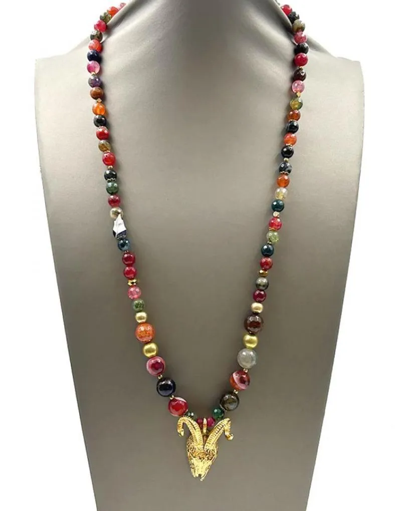 COLLARES ETNICOS DE PIEDRA CON CABEZA DORADA DE CARNERO