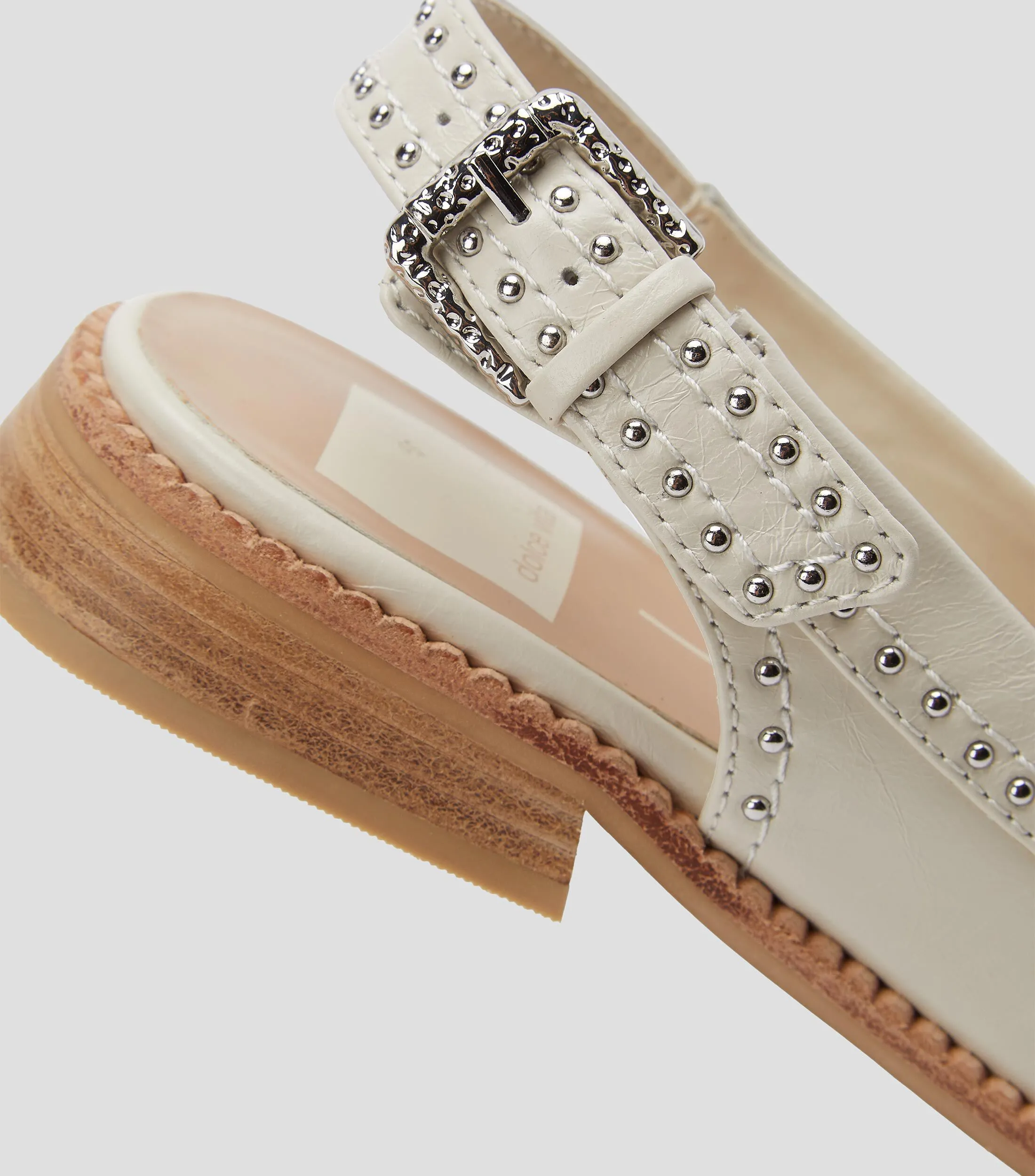 Dolce Vita Flats en Piel con Remaches Mujer