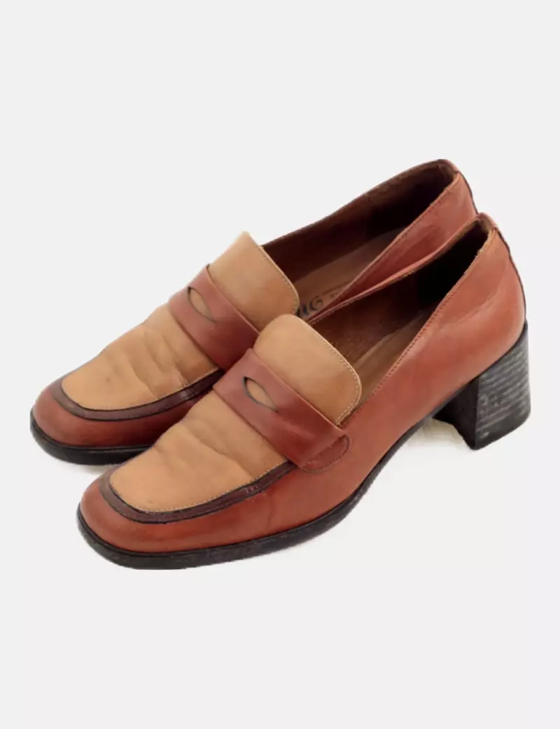 Hispanitas Mocasín marrón con tacón