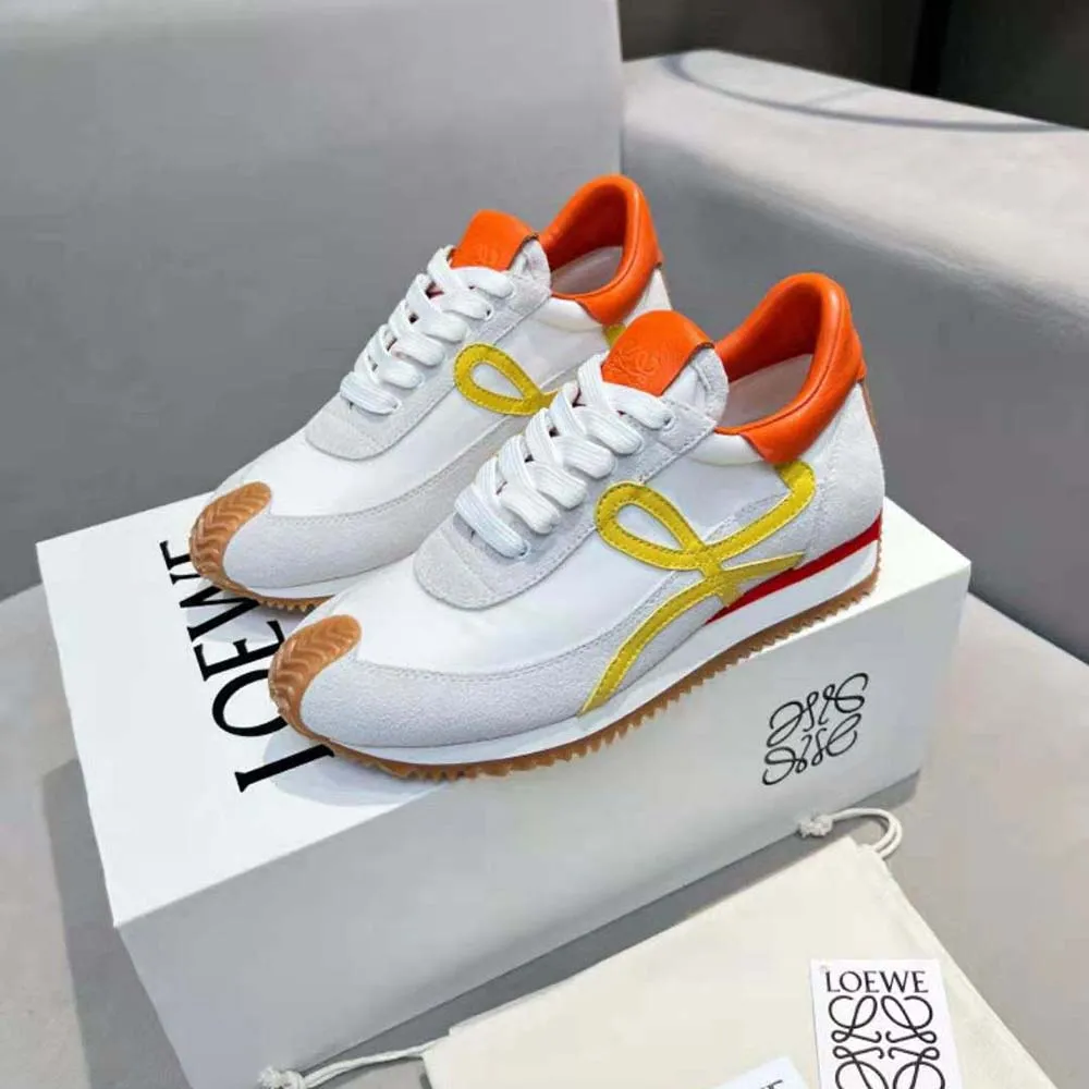 LOEWE FLOW RUNNER UNISEX DE PIEL DE TERNERA Y NAILONAMARILLO