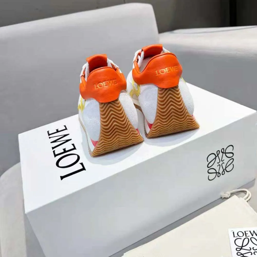 LOEWE FLOW RUNNER UNISEX DE PIEL DE TERNERA Y NAILONAMARILLO