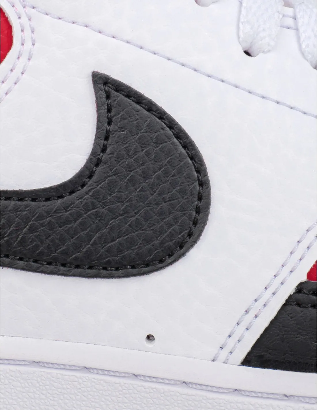 NIKE Court Vision Mid Rojas