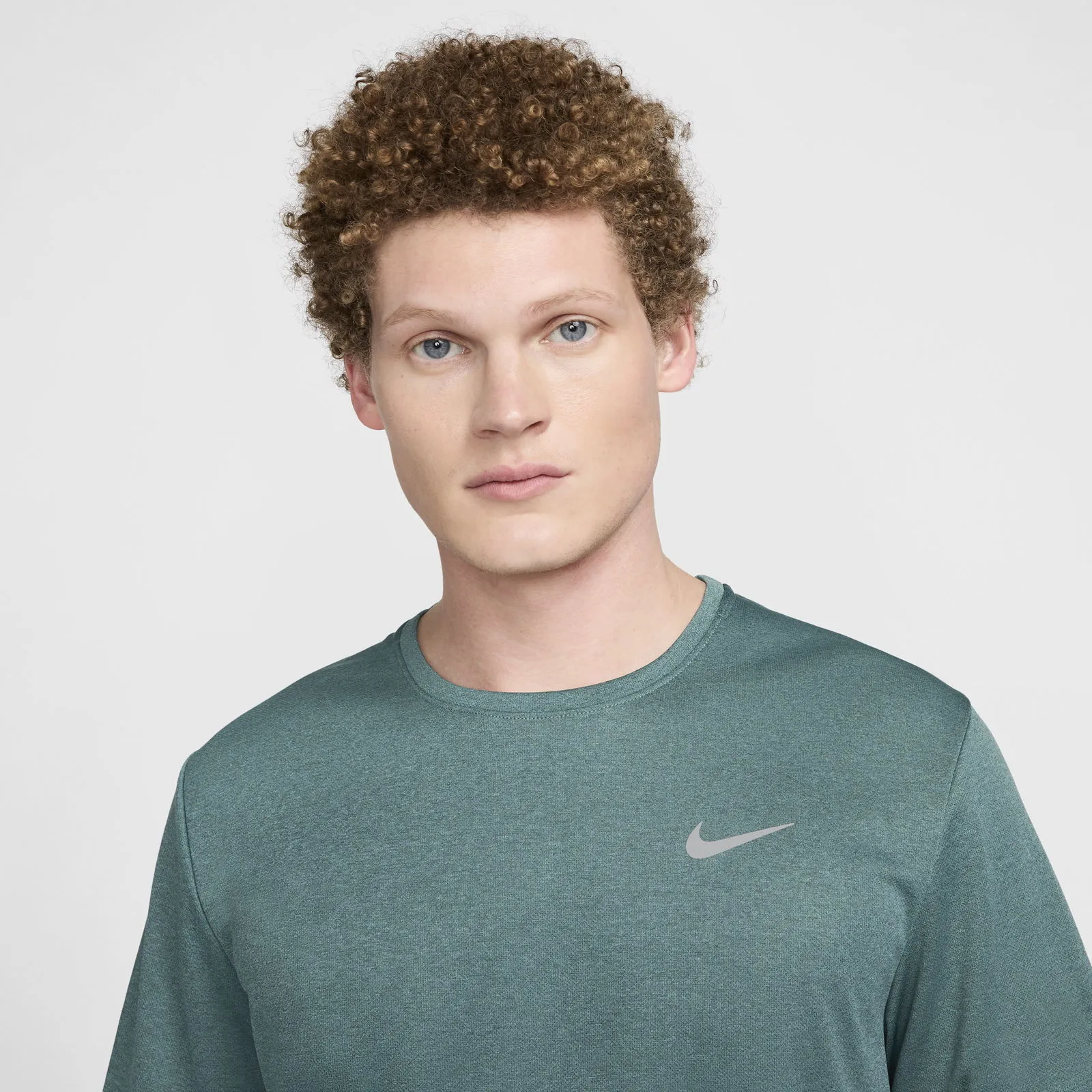 NIKE MILER DRIFIT UV