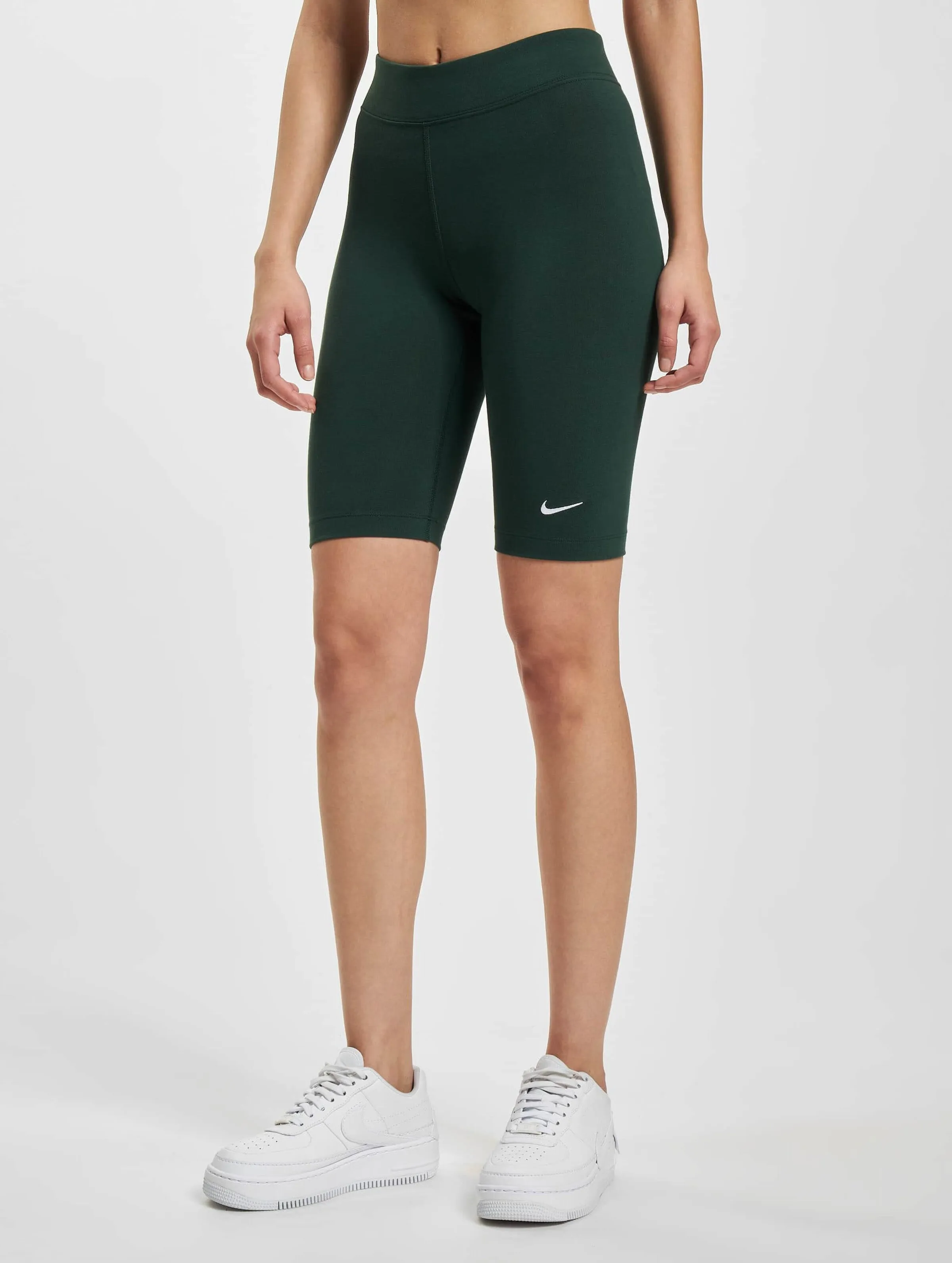 Nike  Sportswear Essential