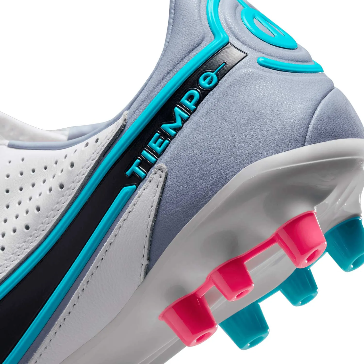 NIKE TIEMPO LEGEND 9 PRO AGPRO