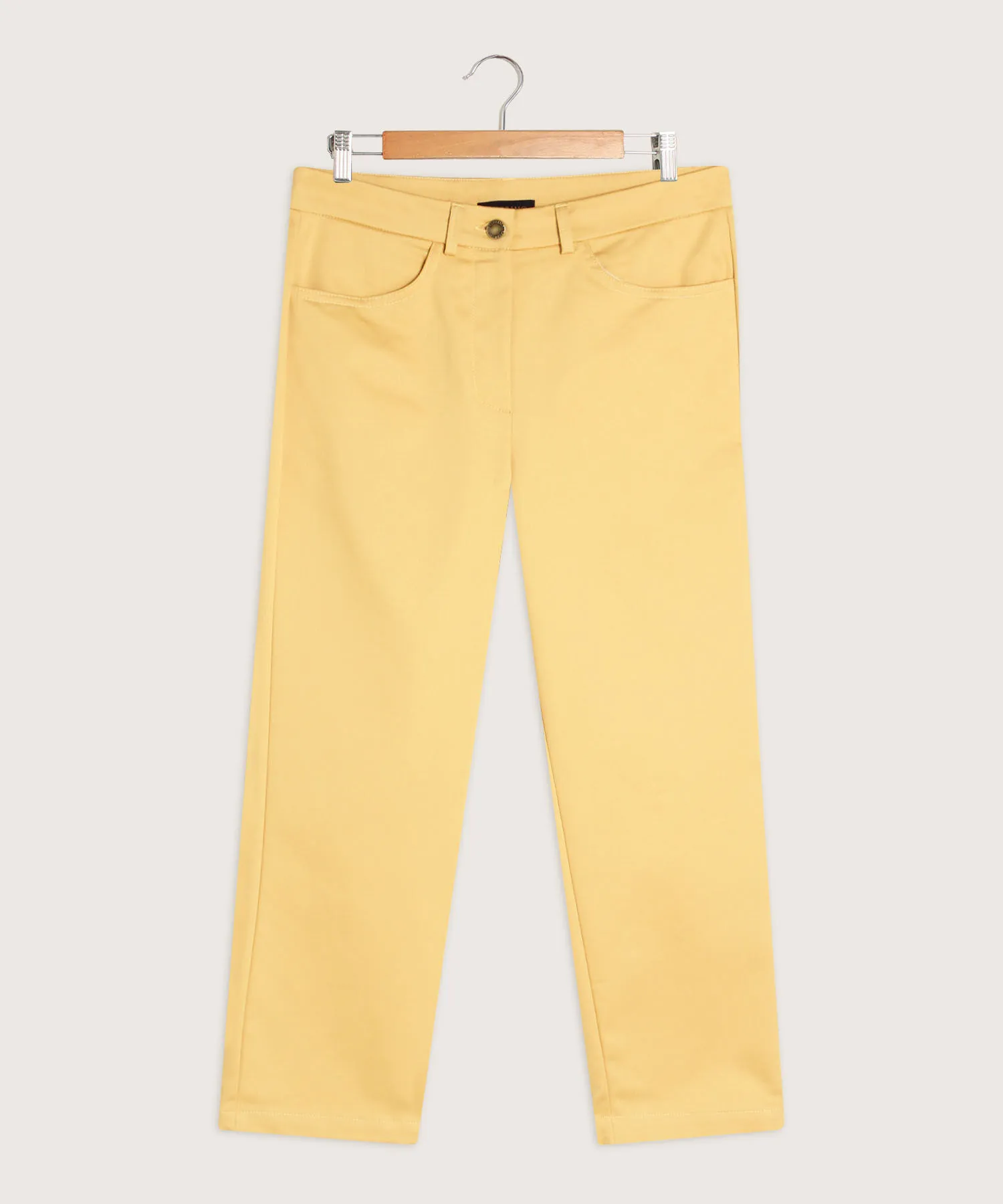 PANTAL&OACUTE;N CAPRI CON BOLSILLOS UNICOLOR