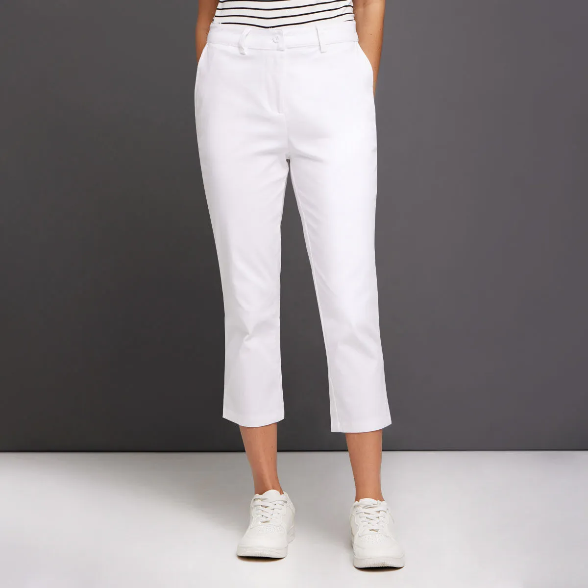 Pantalón Capri con Bolsillos