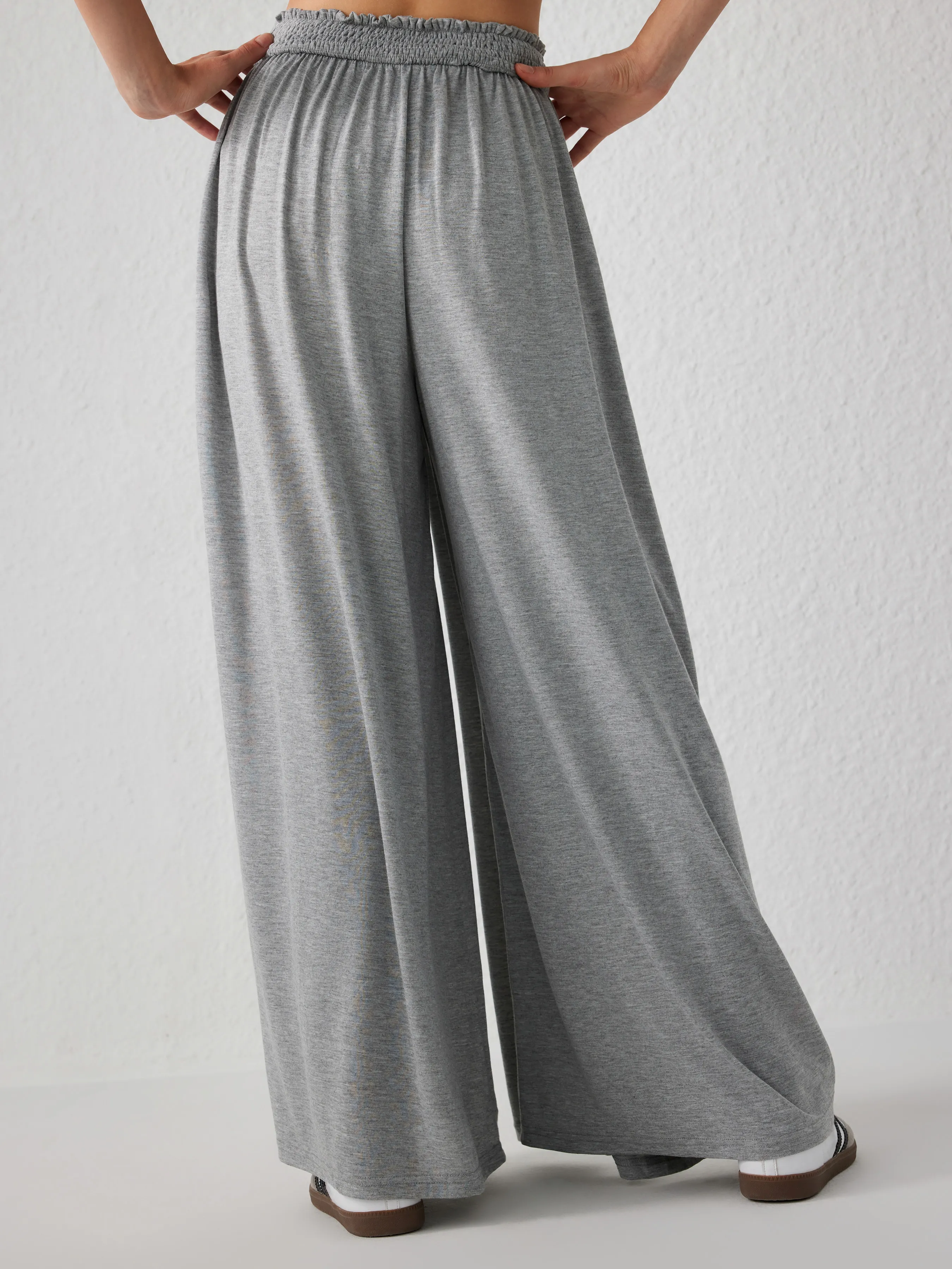  Pantalones anchos de cintura alta con volantes de jersey sólido