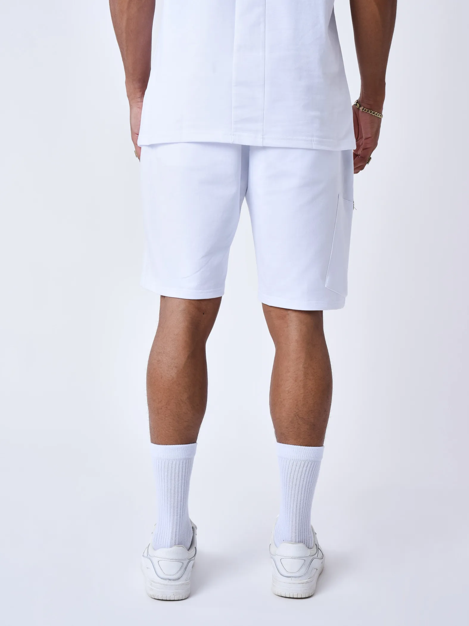Pantalones cortos técnicos con recortes
