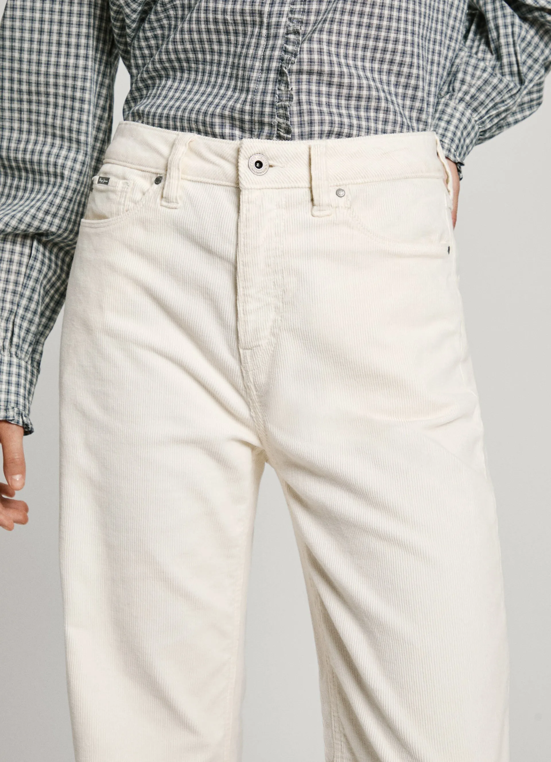 pantalón 5 bolsillos fit flare