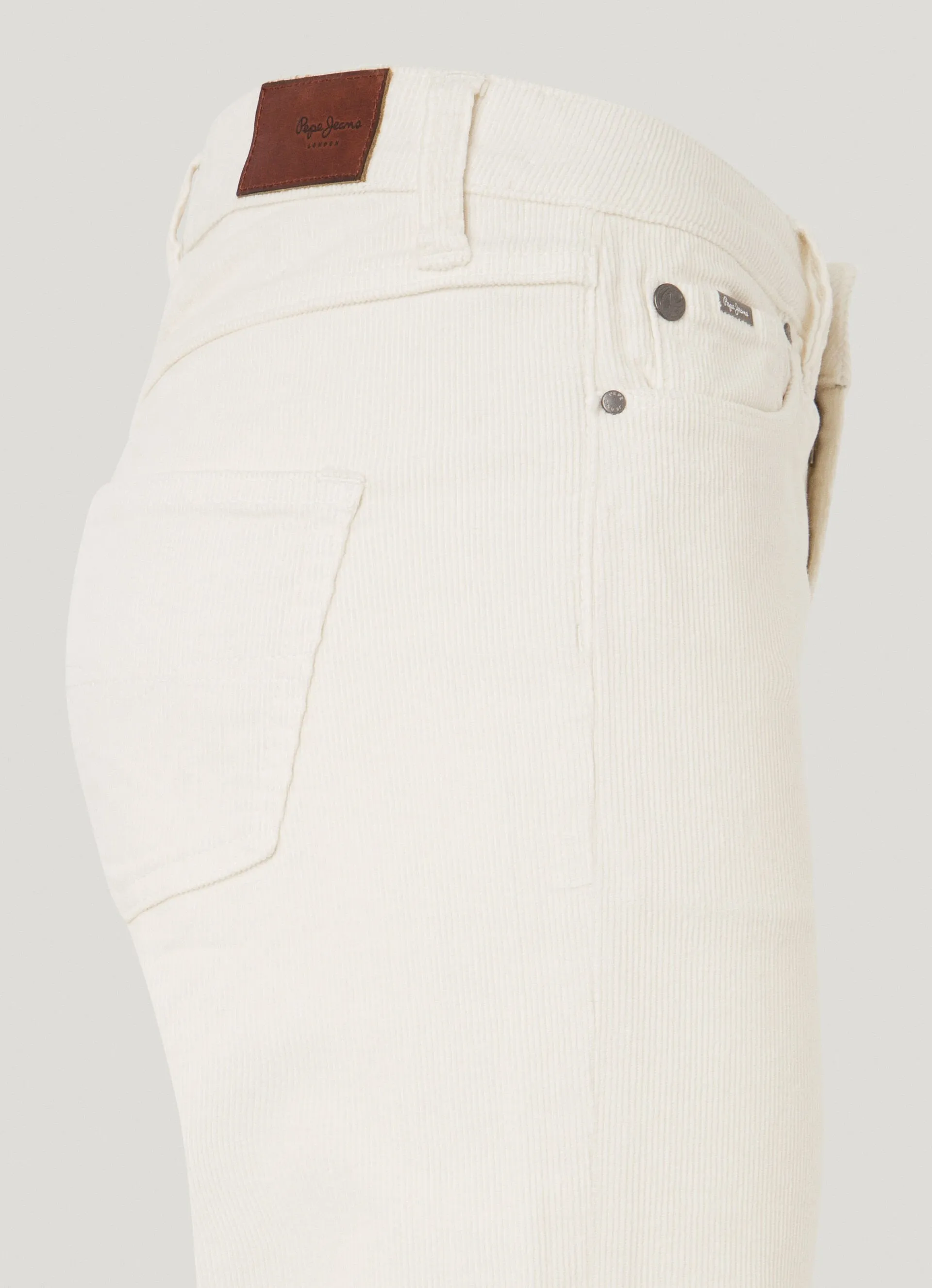 pantalón 5 bolsillos fit flare