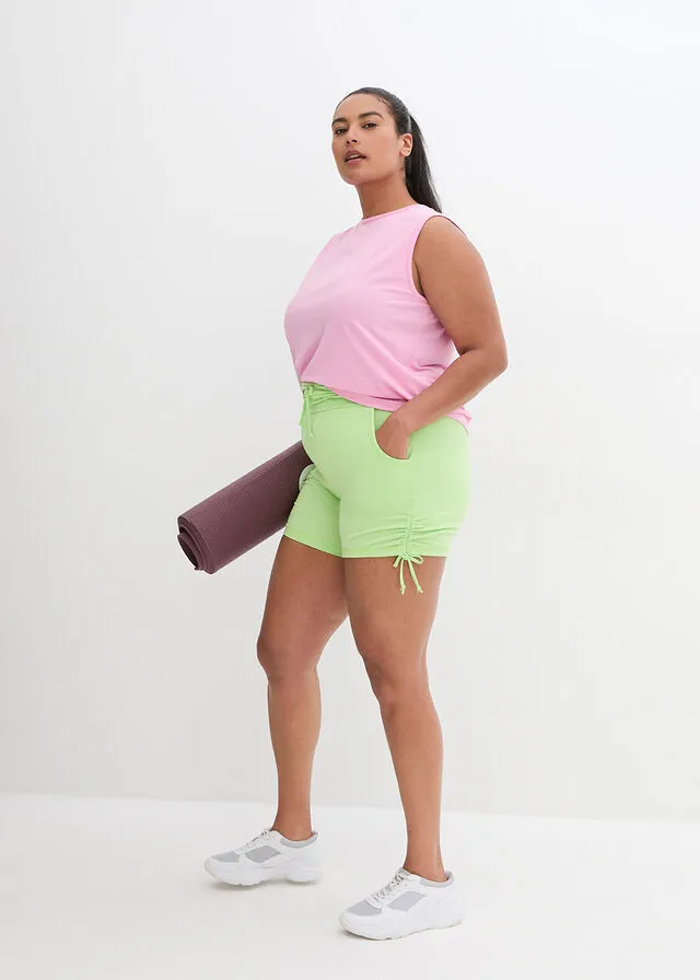Pantalón corto con fruncido Verde apio