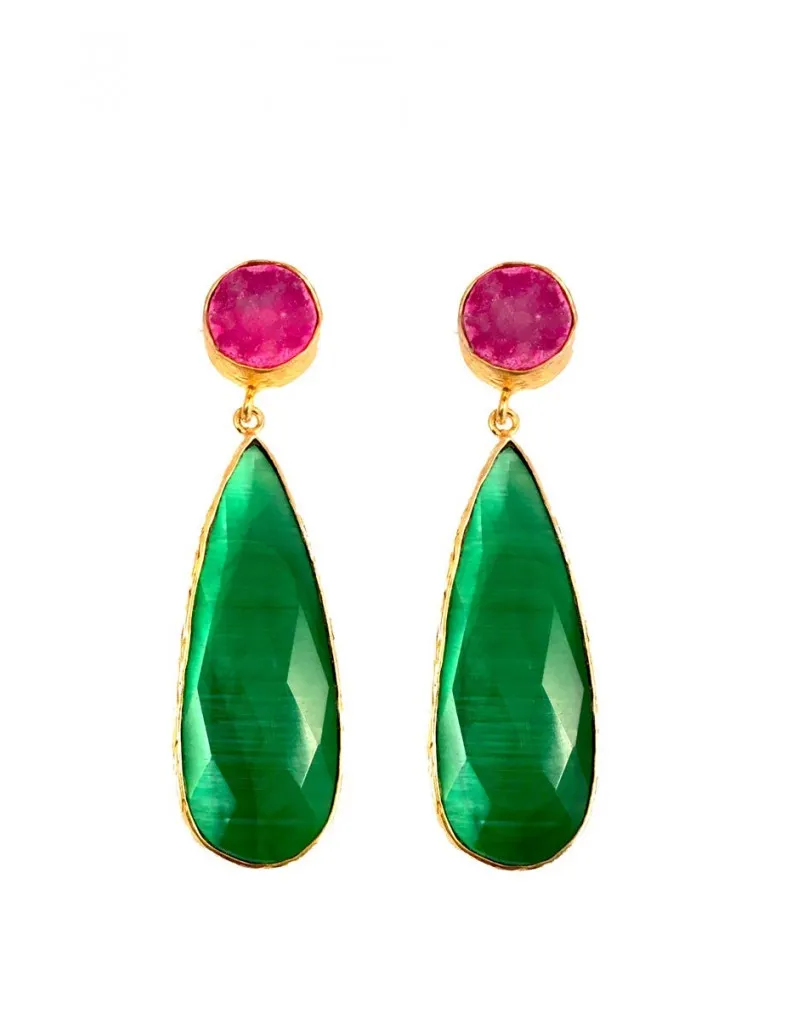 PENDIENTES DE PIEDRA FORMA DE LAGRIMA VERDE CON FUCSIA