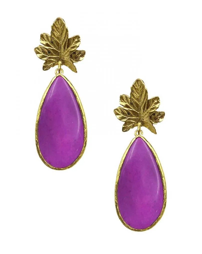 PENDIENTES NMORADOS LARGOS CON HOJITA DORADA