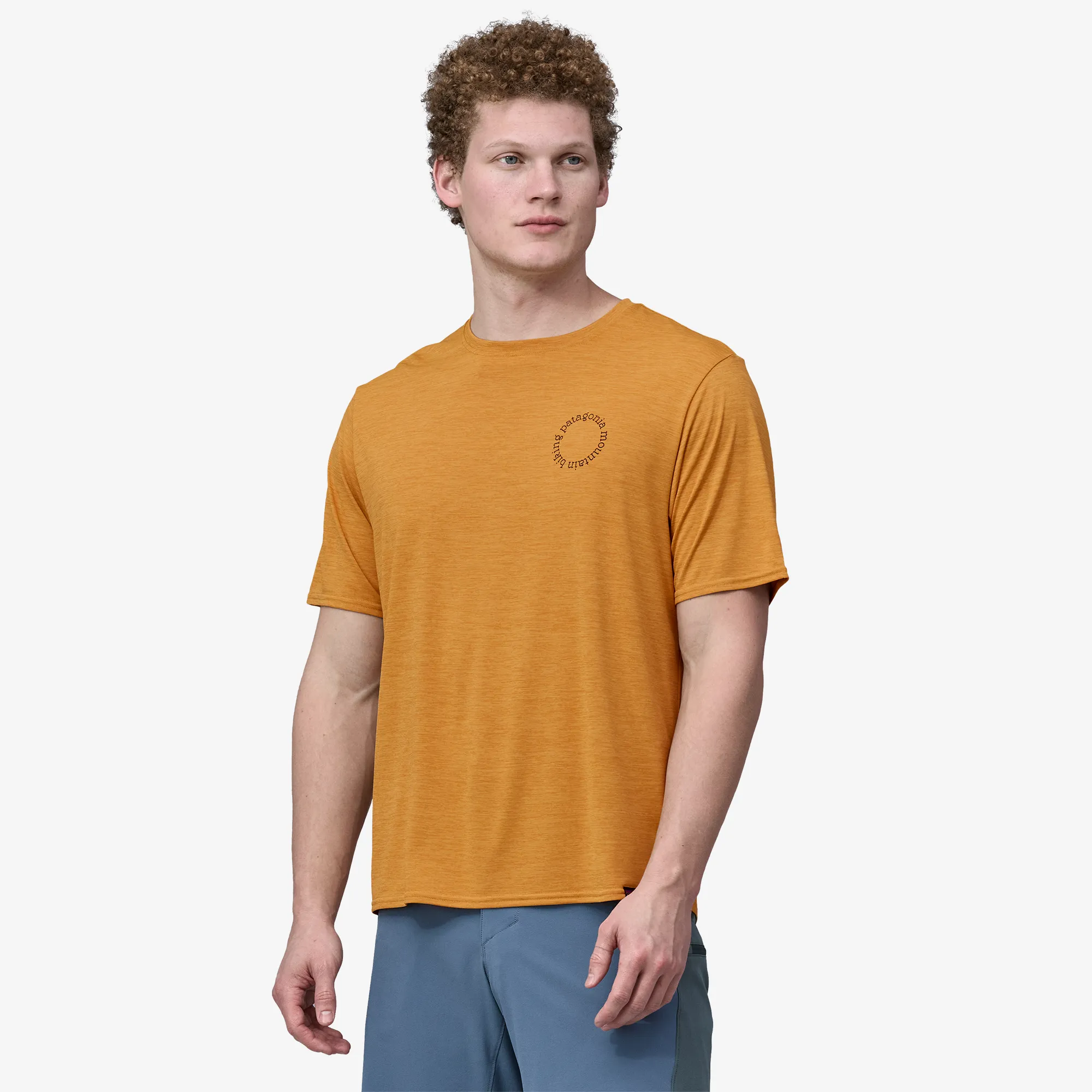 POLERA HOMBRE CAPILENE® COOL DAILY GRAPHIC SHIRT  LANDS