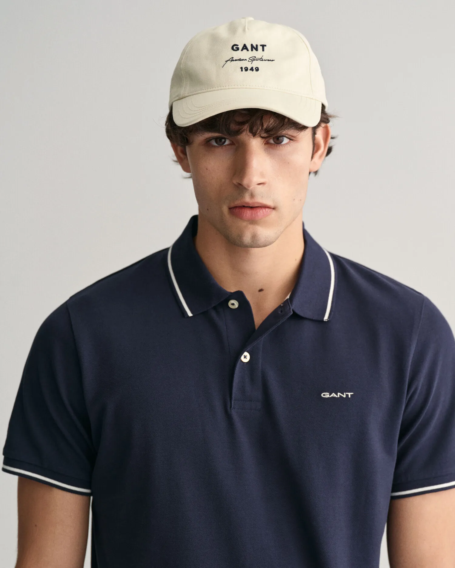 Polo de piqué con ribete