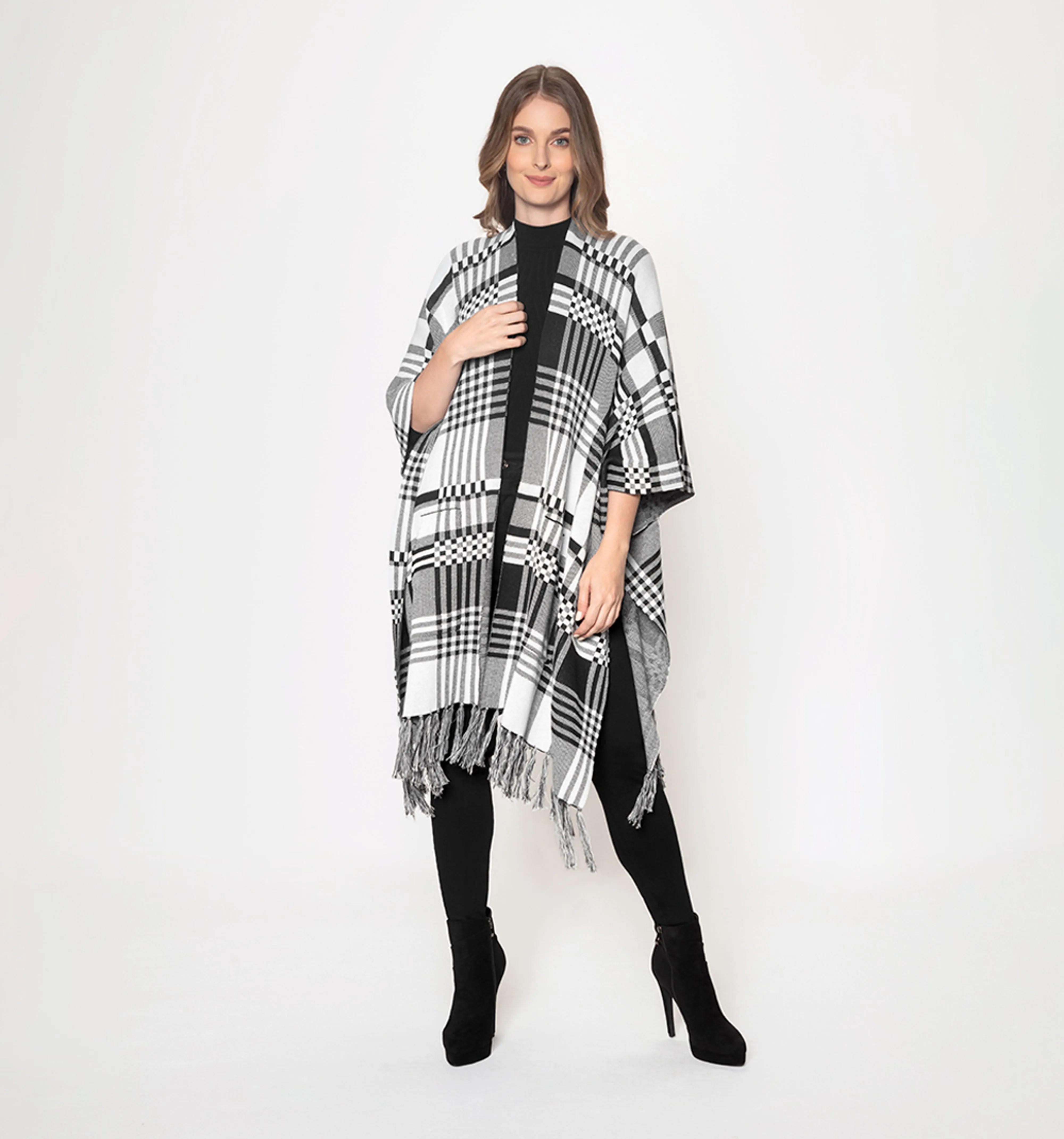 Poncho cuadros con bolsillos unic blanconegro