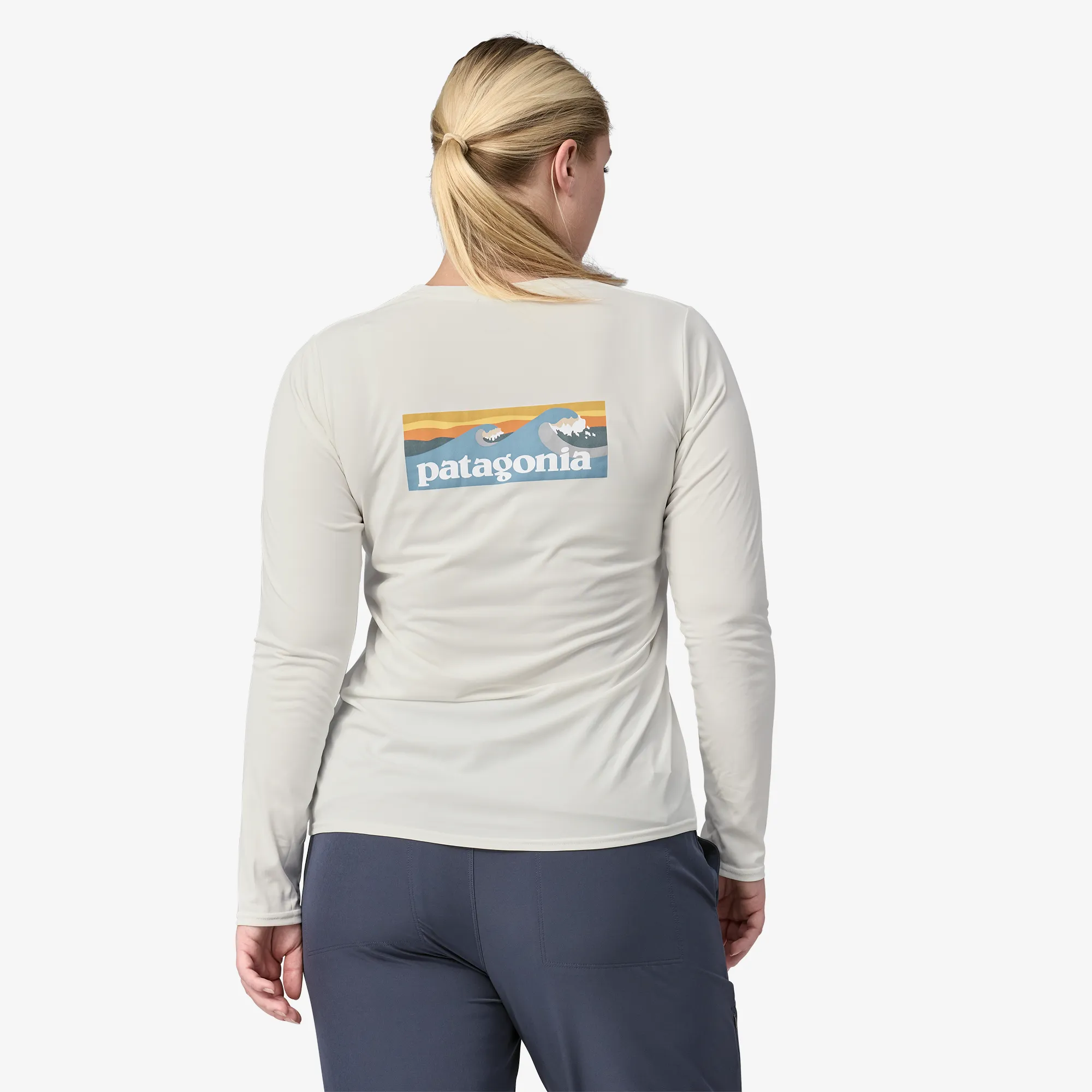 PRIMERA CAPA MUJER MANGA LARGA CAPILENE® COOL DAILY GRAPHIC SHIRT  WATERS