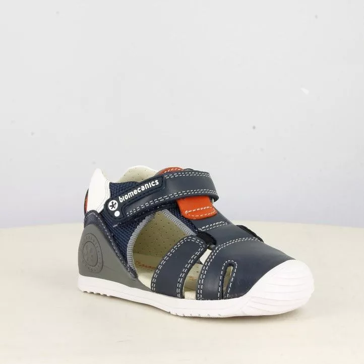 Sandalias abotinadas Biomecanics azul con detalle en naranja cierre con velcro y elástico