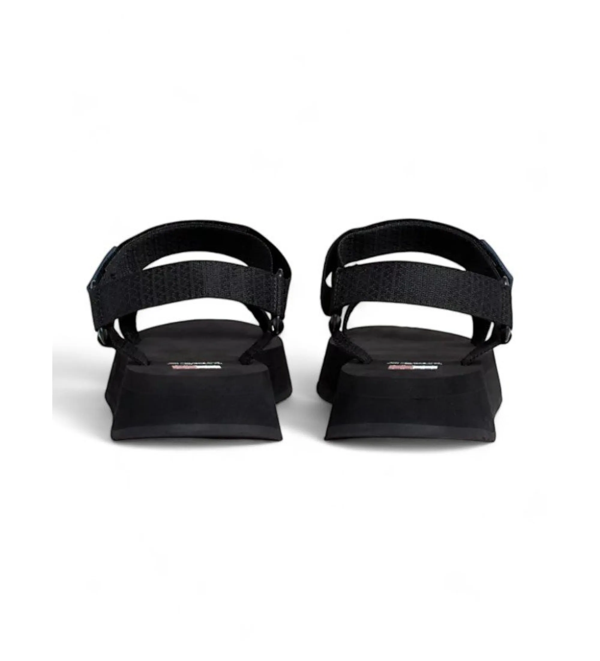 Sandalias de plataforma con parche negro