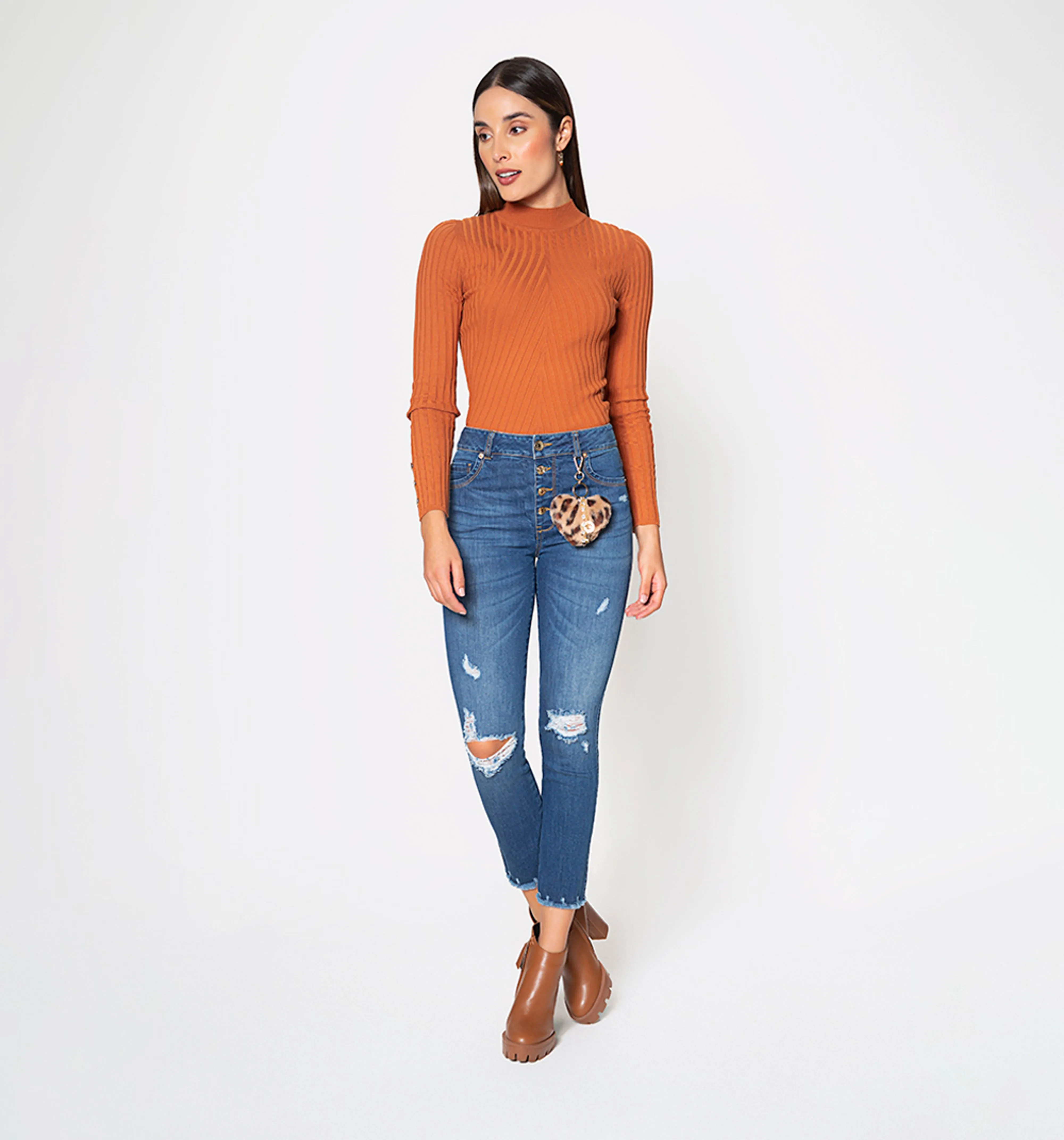 Skinny tiro alto ,cinco bolsillos con de